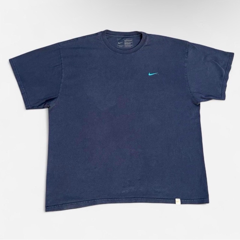 Nike Men's Navy Short-Sleeve Crew Tee with Teal Swoosh Accent